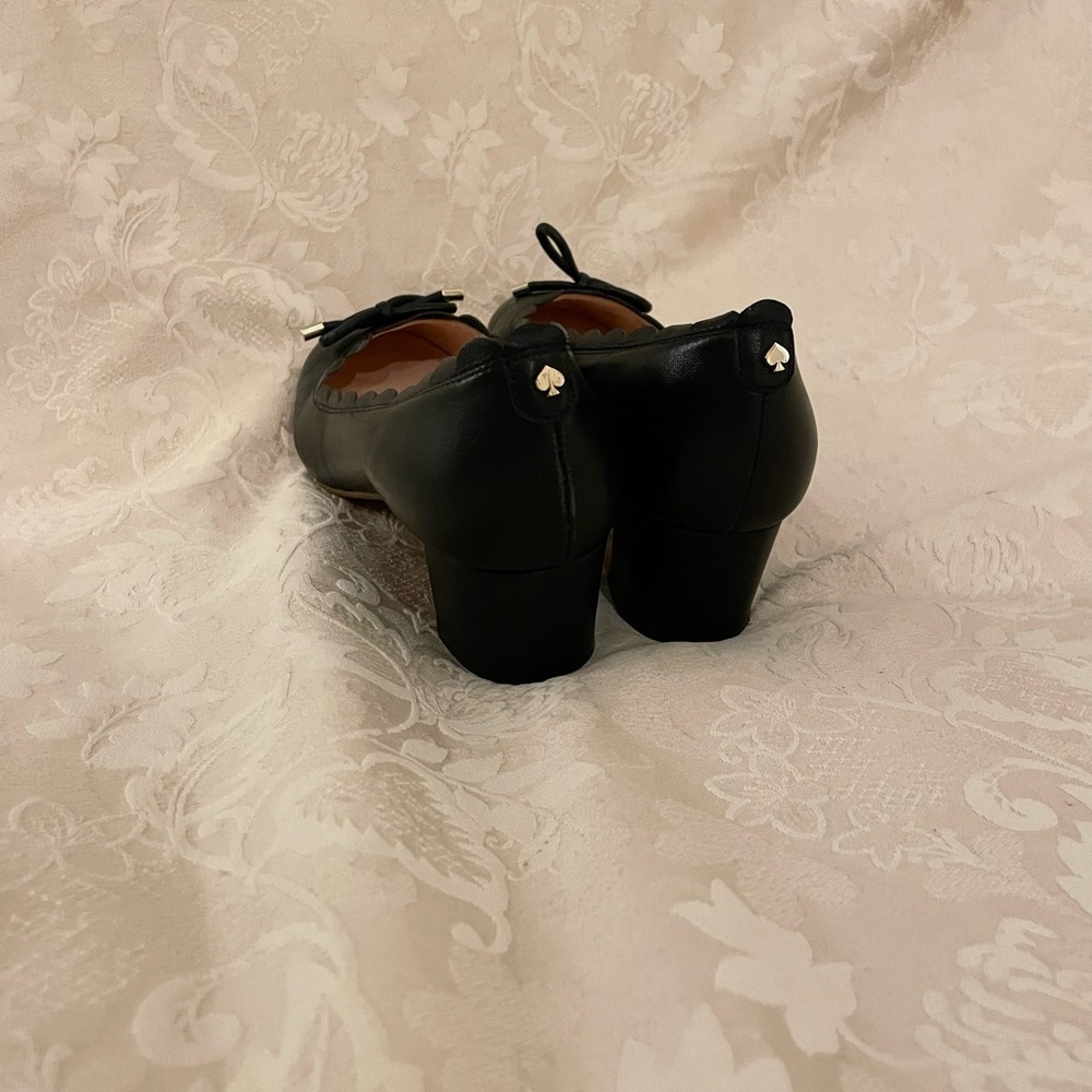 Kate Spade Yasmin leather scallop pump black leather 9 - Picture 4 of 5